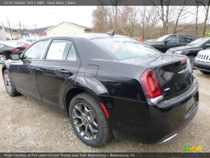 Gloss Black / Black 2016 Chrysler 300 S AWD