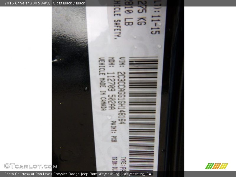 Gloss Black / Black 2016 Chrysler 300 S AWD