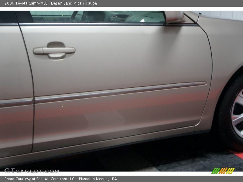 Desert Sand Mica / Taupe 2006 Toyota Camry XLE