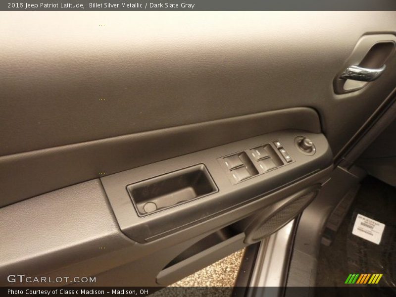 Billet Silver Metallic / Dark Slate Gray 2016 Jeep Patriot Latitude