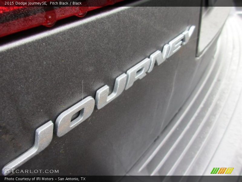 Pitch Black / Black 2015 Dodge Journey SE