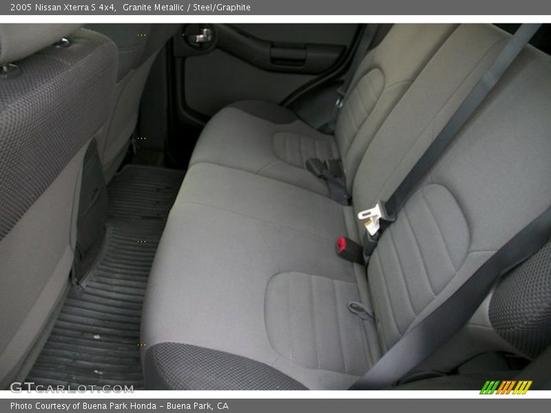 Granite Metallic / Steel/Graphite 2005 Nissan Xterra S 4x4