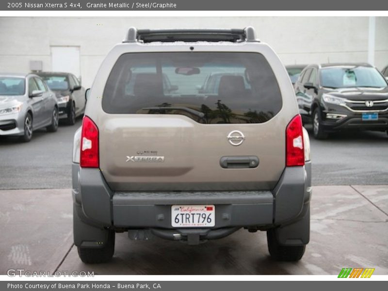 Granite Metallic / Steel/Graphite 2005 Nissan Xterra S 4x4