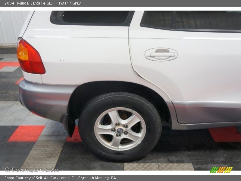 Pewter / Gray 2004 Hyundai Santa Fe GLS