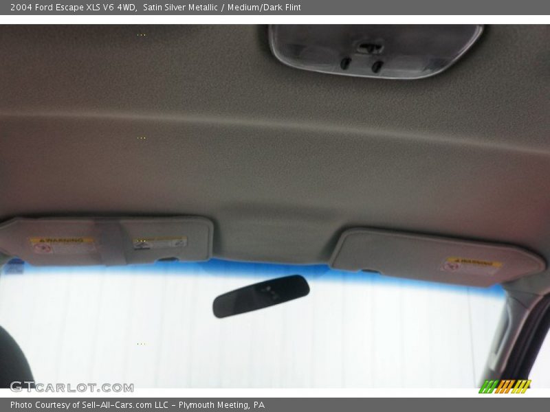 Satin Silver Metallic / Medium/Dark Flint 2004 Ford Escape XLS V6 4WD