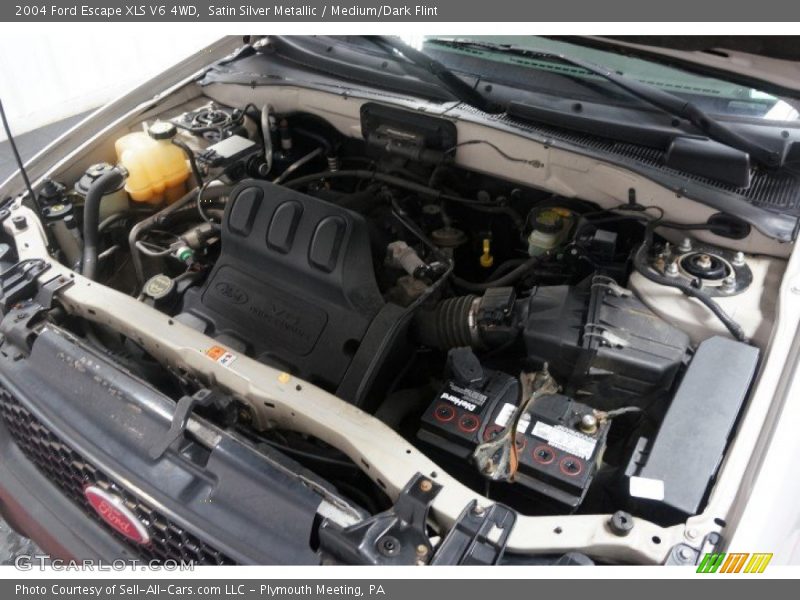 Satin Silver Metallic / Medium/Dark Flint 2004 Ford Escape XLS V6 4WD