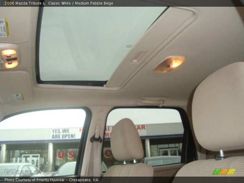 Classic White / Medium Pebble Beige 2006 Mazda Tribute s
