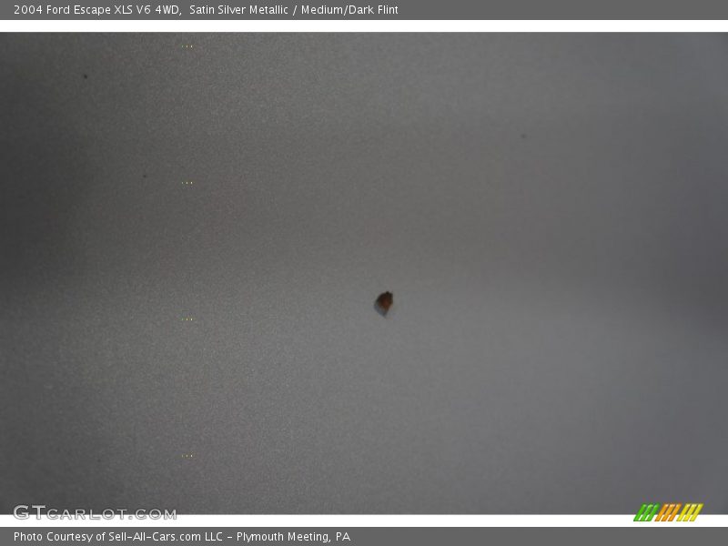 Satin Silver Metallic / Medium/Dark Flint 2004 Ford Escape XLS V6 4WD