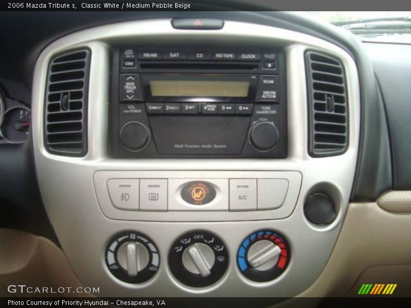 Classic White / Medium Pebble Beige 2006 Mazda Tribute s
