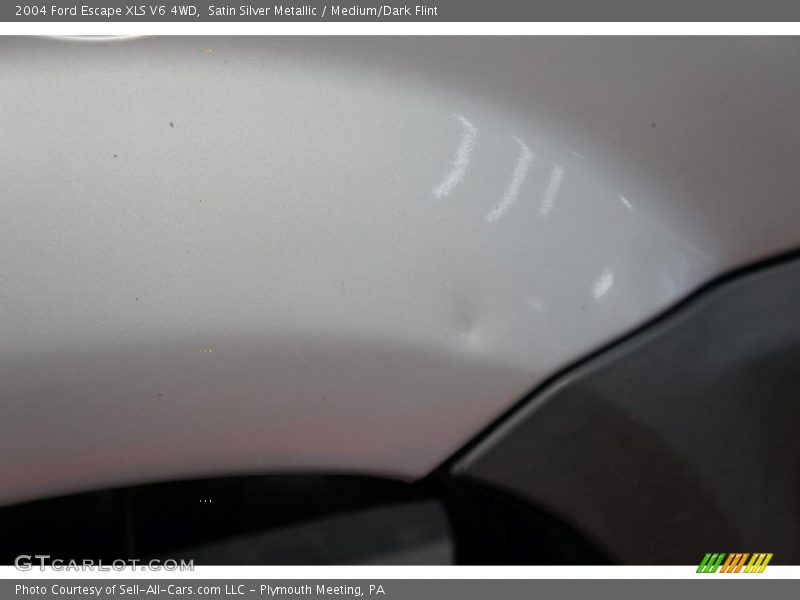 Satin Silver Metallic / Medium/Dark Flint 2004 Ford Escape XLS V6 4WD