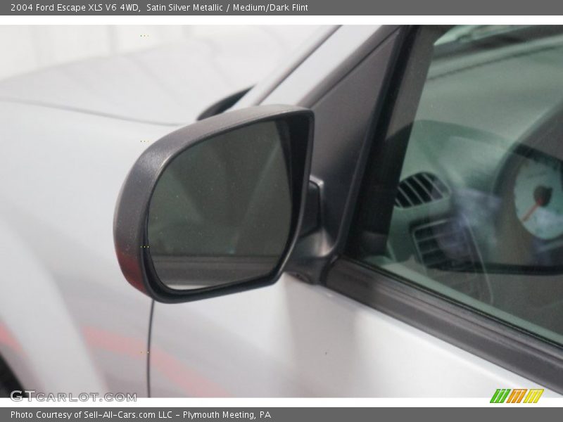 Satin Silver Metallic / Medium/Dark Flint 2004 Ford Escape XLS V6 4WD