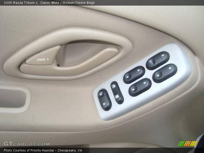 Classic White / Medium Pebble Beige 2006 Mazda Tribute s