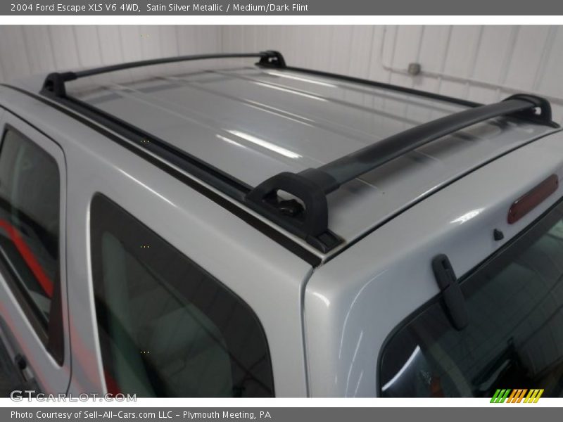 Satin Silver Metallic / Medium/Dark Flint 2004 Ford Escape XLS V6 4WD