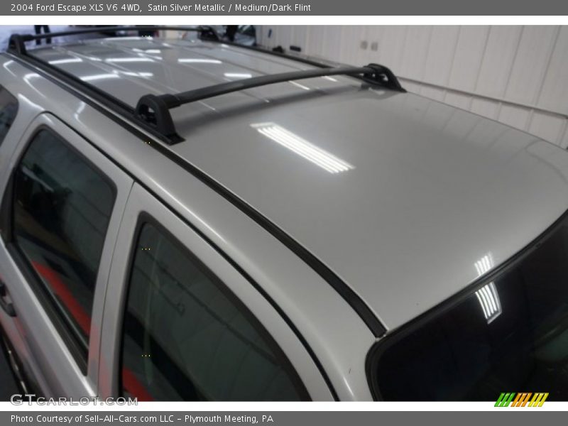 Satin Silver Metallic / Medium/Dark Flint 2004 Ford Escape XLS V6 4WD