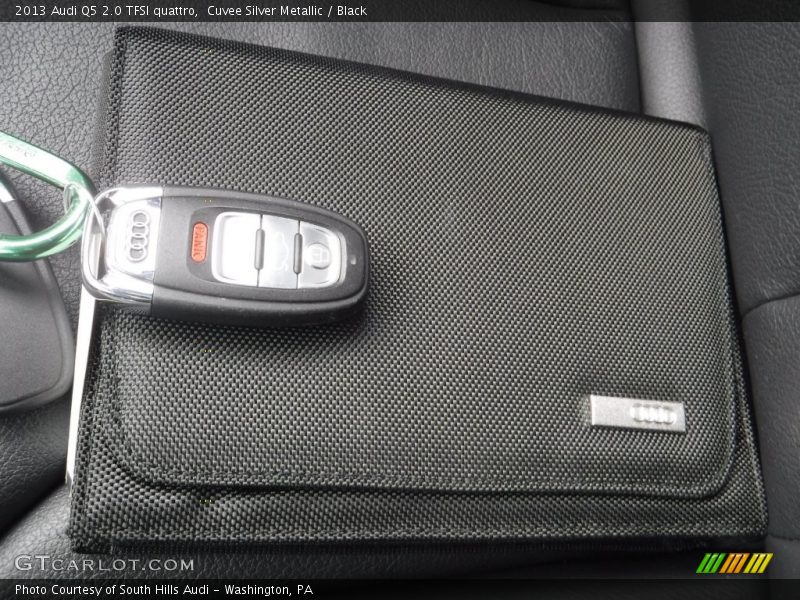 Cuvee Silver Metallic / Black 2013 Audi Q5 2.0 TFSI quattro