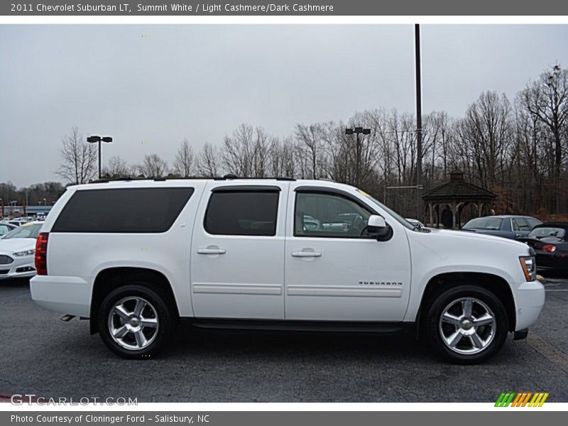 Summit White / Light Cashmere/Dark Cashmere 2011 Chevrolet Suburban LT