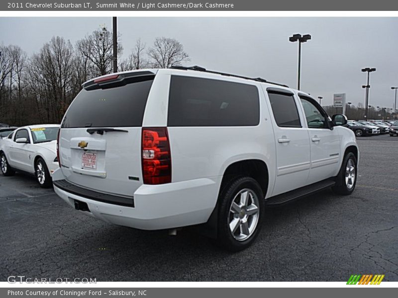 Summit White / Light Cashmere/Dark Cashmere 2011 Chevrolet Suburban LT