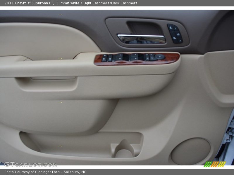 Summit White / Light Cashmere/Dark Cashmere 2011 Chevrolet Suburban LT