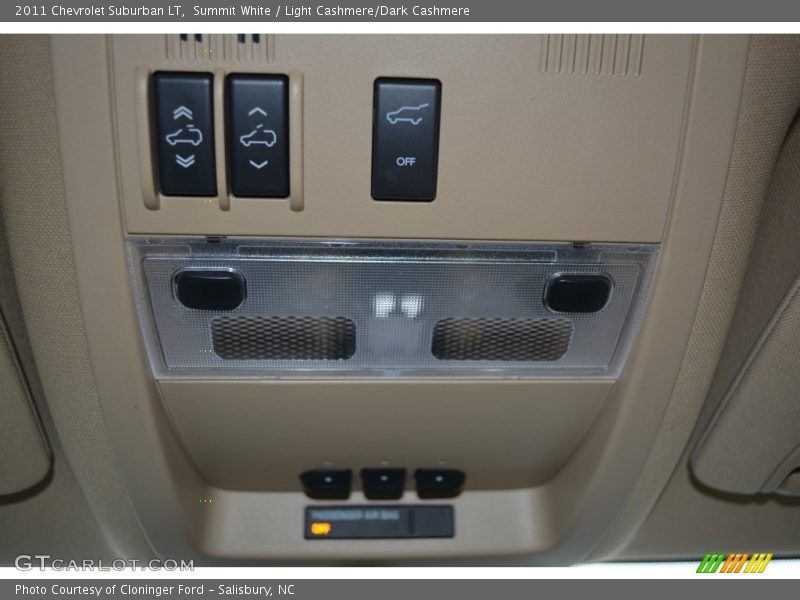 Summit White / Light Cashmere/Dark Cashmere 2011 Chevrolet Suburban LT