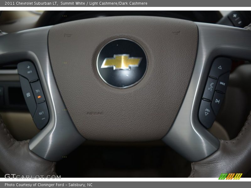 Summit White / Light Cashmere/Dark Cashmere 2011 Chevrolet Suburban LT