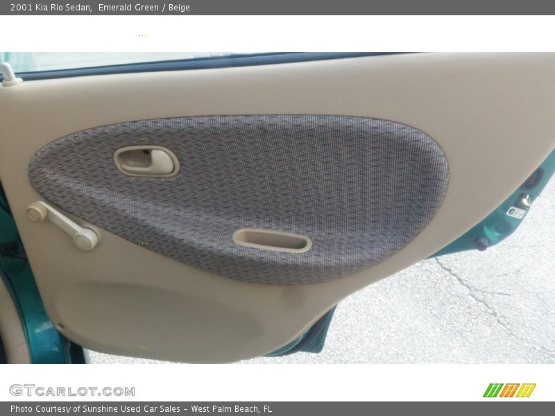 Emerald Green / Beige 2001 Kia Rio Sedan