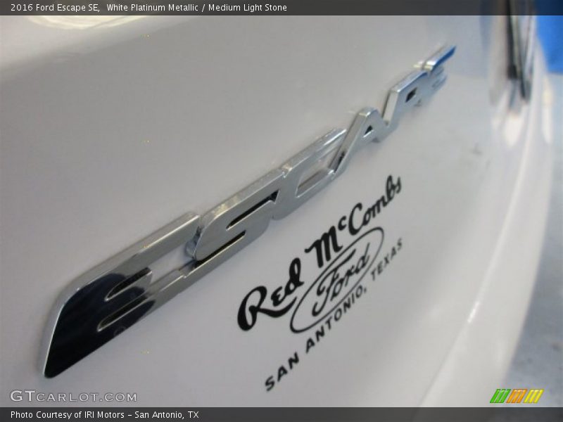 White Platinum Metallic / Medium Light Stone 2016 Ford Escape SE