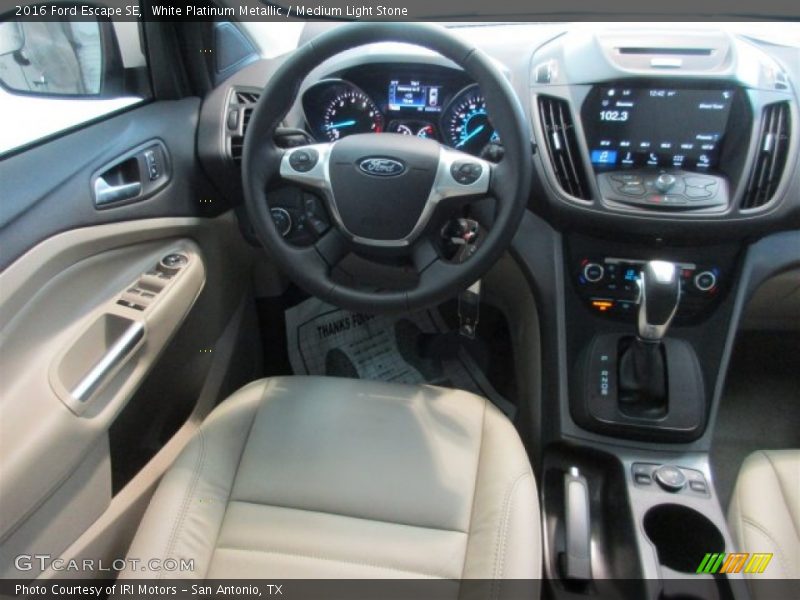 White Platinum Metallic / Medium Light Stone 2016 Ford Escape SE