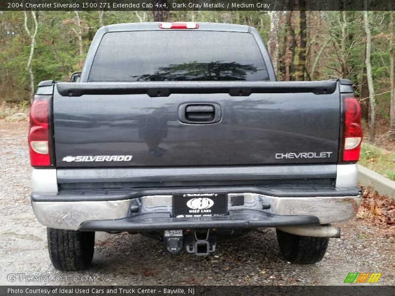 Dark Gray Metallic / Medium Gray 2004 Chevrolet Silverado 1500 Z71 Extended Cab 4x4