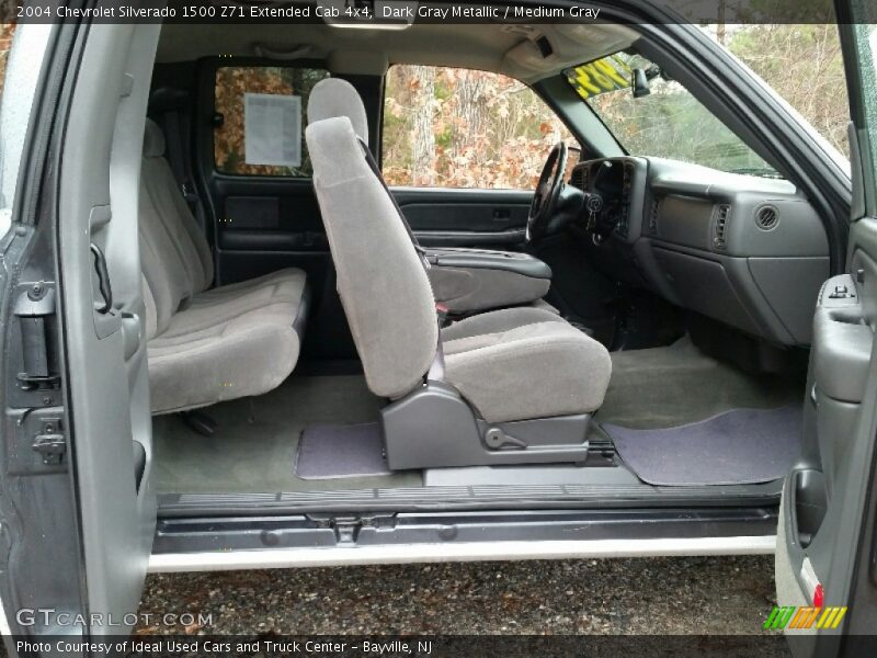 Dark Gray Metallic / Medium Gray 2004 Chevrolet Silverado 1500 Z71 Extended Cab 4x4