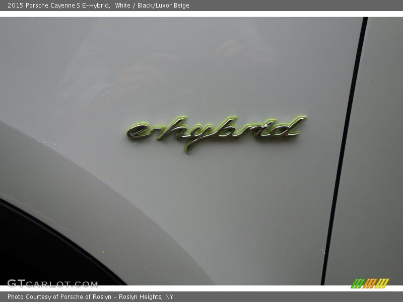  2015 Cayenne S E-Hybrid Logo