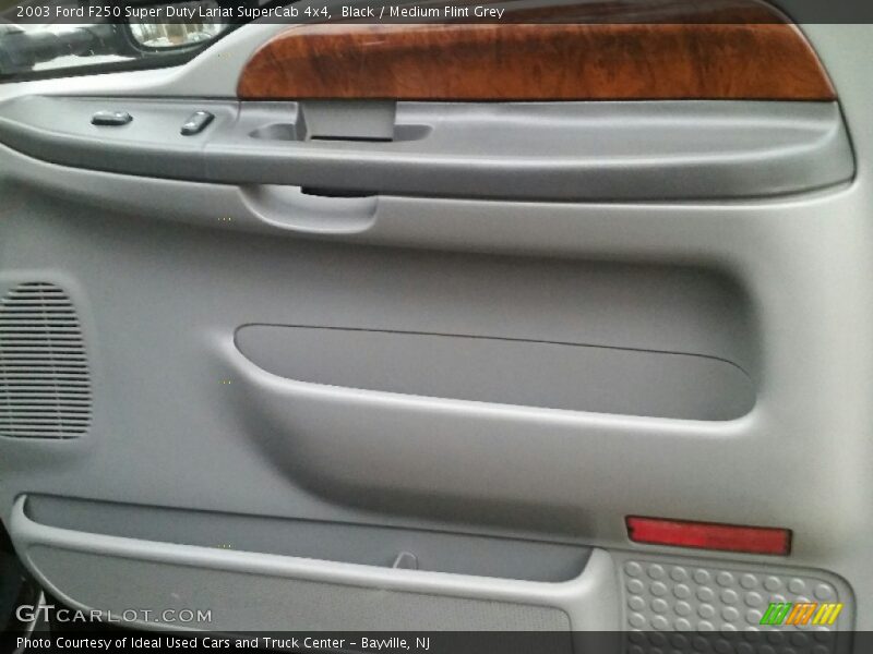 Black / Medium Flint Grey 2003 Ford F250 Super Duty Lariat SuperCab 4x4