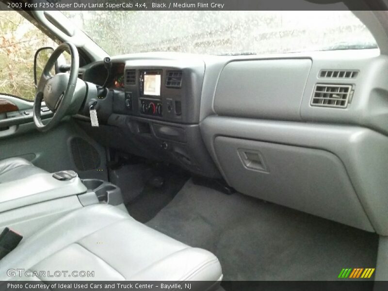 Black / Medium Flint Grey 2003 Ford F250 Super Duty Lariat SuperCab 4x4