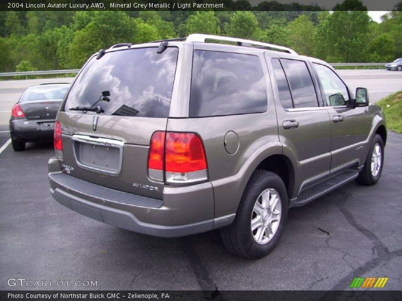 Mineral Grey Metallic / Light Parchment 2004 Lincoln Aviator Luxury AWD