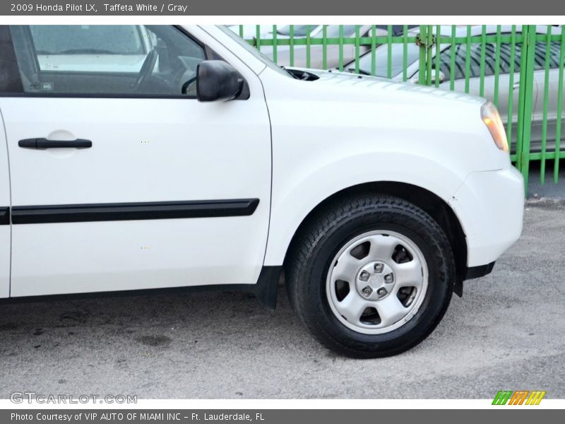 Taffeta White / Gray 2009 Honda Pilot LX