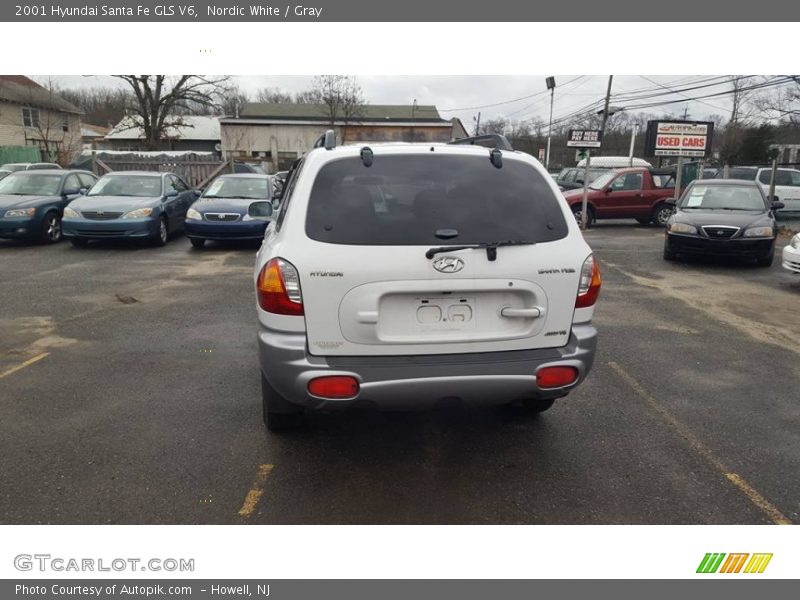 Nordic White / Gray 2001 Hyundai Santa Fe GLS V6