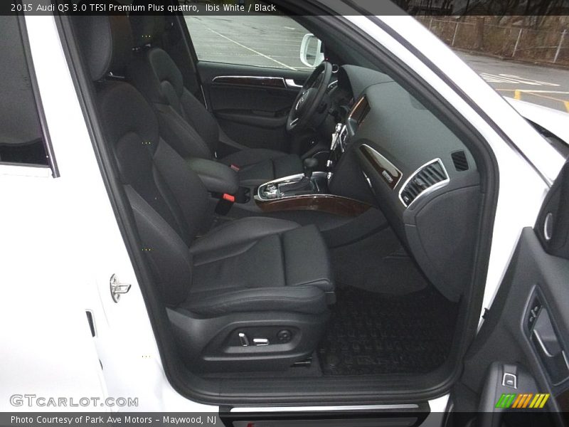Ibis White / Black 2015 Audi Q5 3.0 TFSI Premium Plus quattro
