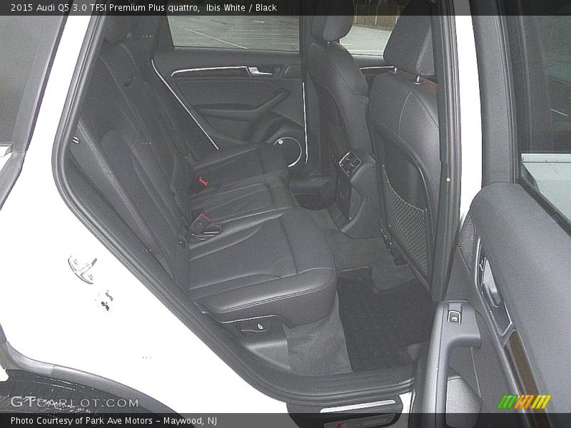 Ibis White / Black 2015 Audi Q5 3.0 TFSI Premium Plus quattro