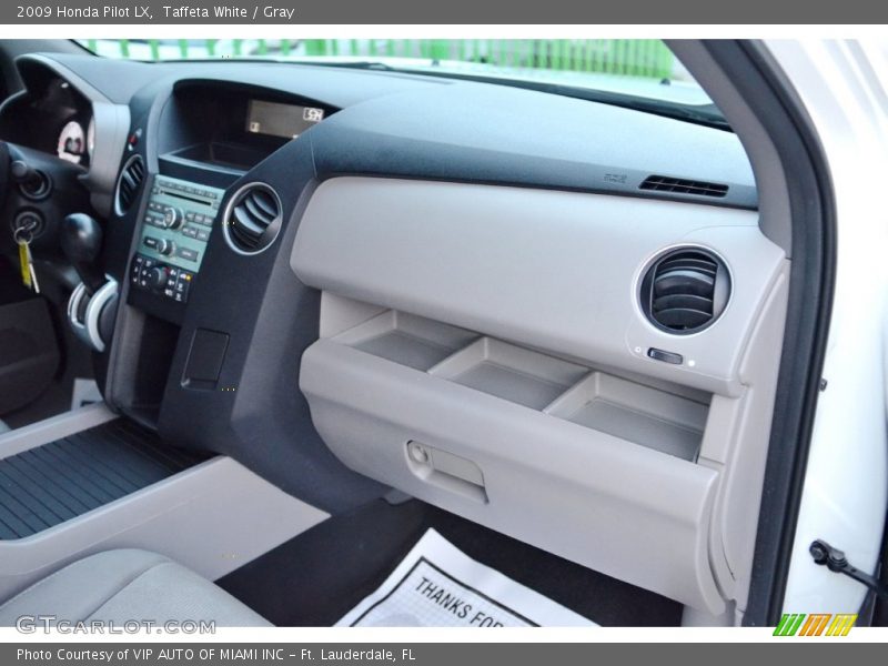 Taffeta White / Gray 2009 Honda Pilot LX