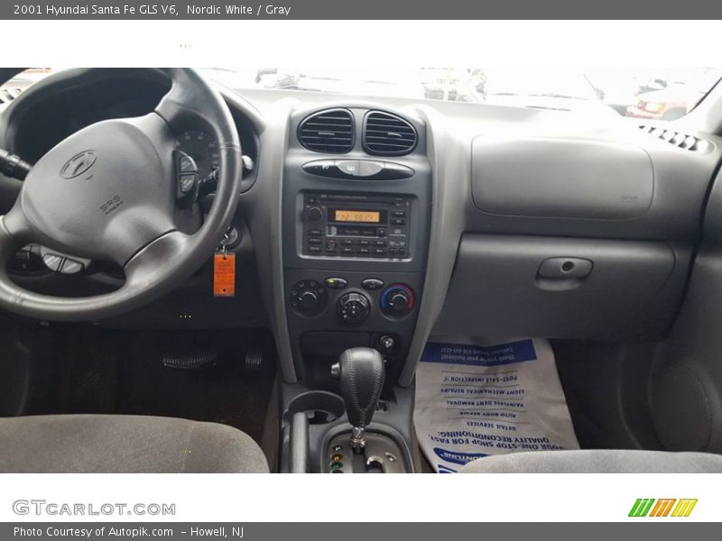 Nordic White / Gray 2001 Hyundai Santa Fe GLS V6