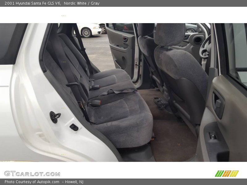 Nordic White / Gray 2001 Hyundai Santa Fe GLS V6