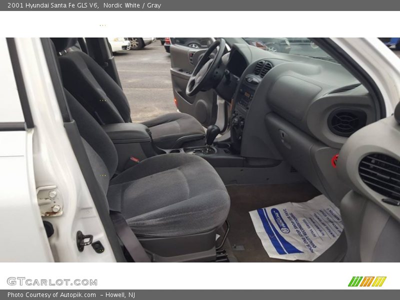 Nordic White / Gray 2001 Hyundai Santa Fe GLS V6