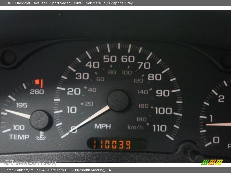 Ultra Silver Metallic / Graphite Gray 2003 Chevrolet Cavalier LS Sport Sedan