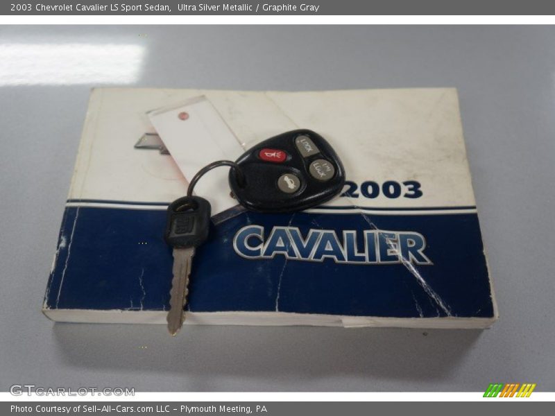 Ultra Silver Metallic / Graphite Gray 2003 Chevrolet Cavalier LS Sport Sedan