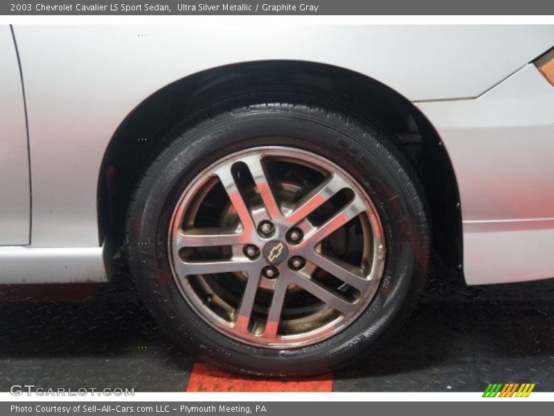 Ultra Silver Metallic / Graphite Gray 2003 Chevrolet Cavalier LS Sport Sedan
