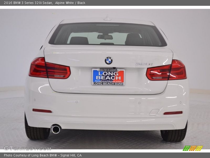 Alpine White / Black 2016 BMW 3 Series 320i Sedan