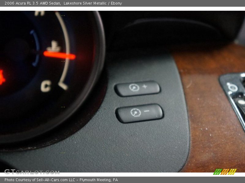 Lakeshore Silver Metallic / Ebony 2006 Acura RL 3.5 AWD Sedan