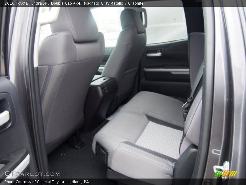 Magnetic Gray Metallic / Graphite 2016 Toyota Tundra SR5 Double Cab 4x4