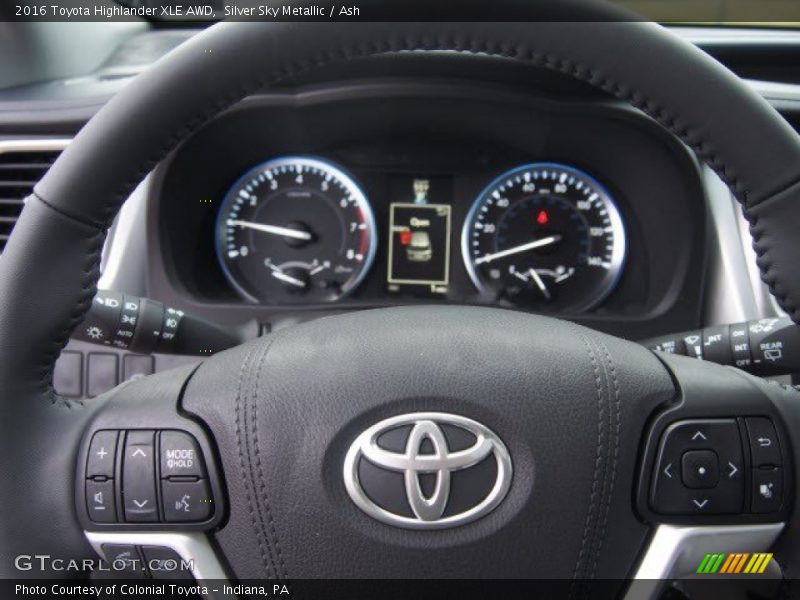 Silver Sky Metallic / Ash 2016 Toyota Highlander XLE AWD