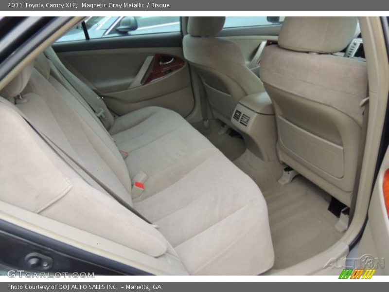 Magnetic Gray Metallic / Bisque 2011 Toyota Camry XLE