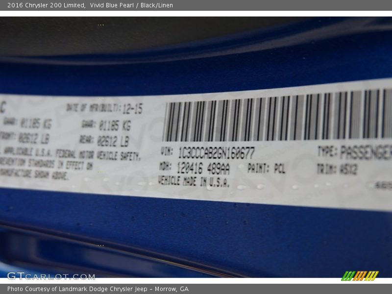 Vivid Blue Pearl / Black/Linen 2016 Chrysler 200 Limited